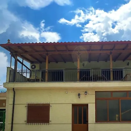 Anastasia's Ferienhaus Përmet