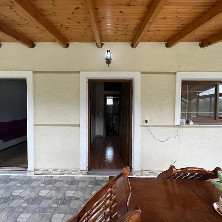 Anastasia's Ferienhaus Përmet