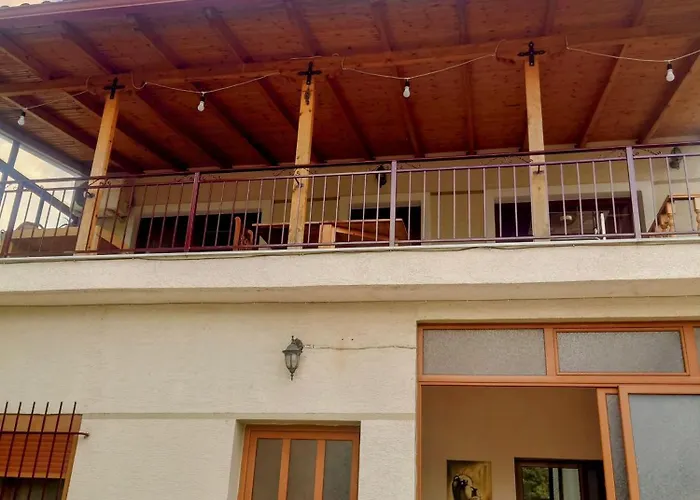 Anastasia's * Përmet